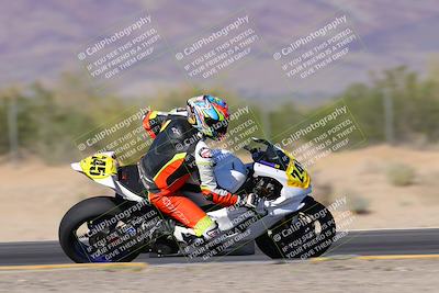 media/Oct-30-2022-CVMA (Sun) [[fb421c3cec]]/Race 16 Amateur Supersport Middleweight/